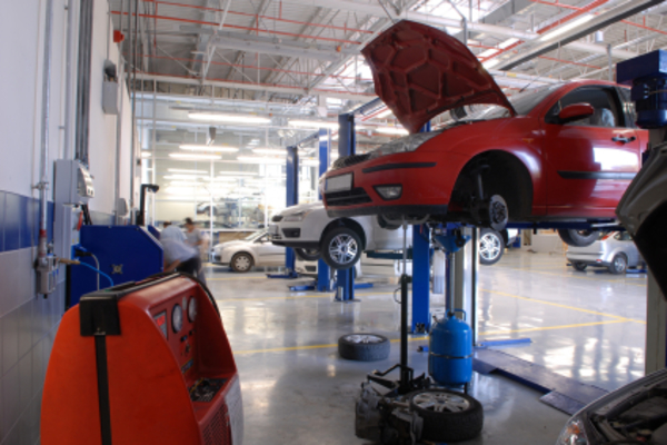Tuffy Auto Service Center’s Certified Technicians Naples, Florida Tuffy Auto Service Center’s Certified Technicians Naples, Florida