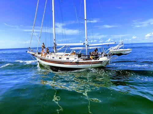 sailing on Biscayne Bay 